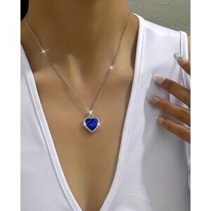 Heart Pendant Necklace - Elegant Rhinestone Gift